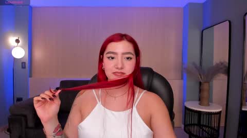Violett Castel online show from February 17, 7:23 pm