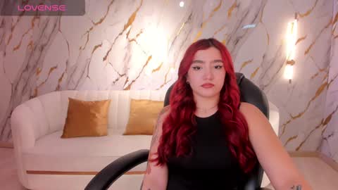 Violett Castel online show from February 14, 7:54 pm