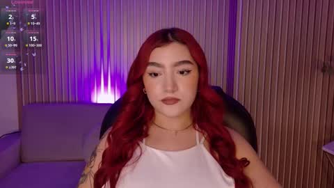 Violett Castel online show from November 6, 7:39 pm