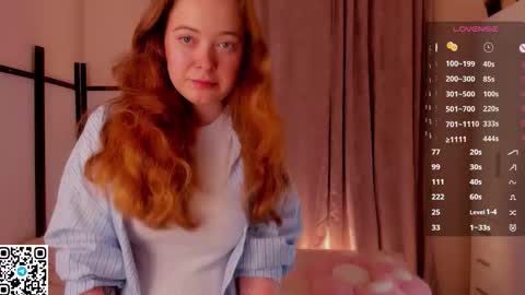 Mia online show from September 21, 9:19 pm