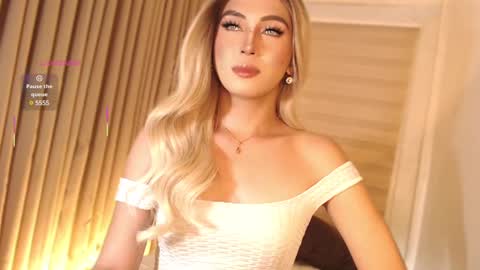 Best Of Both Worlds online show from February 11, 9:14 pm