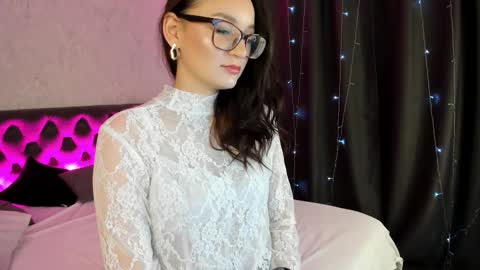 Violla online show from September 23, 1:10 am
