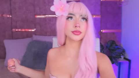 viollettebylyly online show from December 13, 7:53 pm