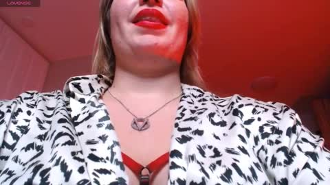  VelvettTime  online show from February 11, 5:50 pm