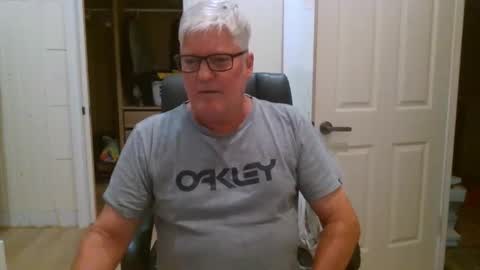 viper654321 online show from March 29, 7:43 am