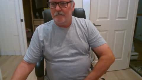 viper654321 online show from March 13, 11:19 pm