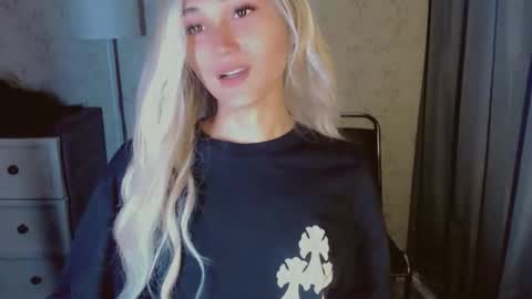 Pearl online show from March 8, 11:47 am