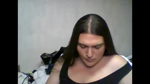 priscilla online show from December 16, 4:23 am
