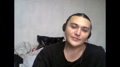 priscilla online show from December 13, 5:38 am