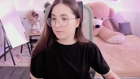 your love online show from March 9, 7:02 am