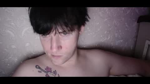 vitiligoboyy online show from June 24, 9:44 pm