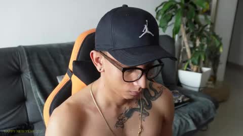 VITO BENZ online show from January 11, 3:29 pm