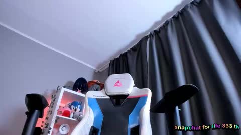 vivian_qwerty online show from October 11, 6:07 am