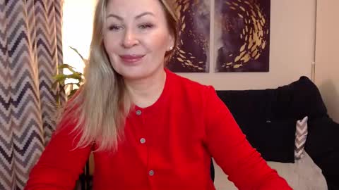 Vivian online show from October 14, 6:00 pm