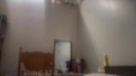 viviandela97 online show from May 16, 1:35 am