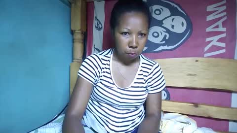 Snapshot of viviane0812 chatting on February 26, 10:47 pm viviane0812 online show from February 26, 10:47 pm
