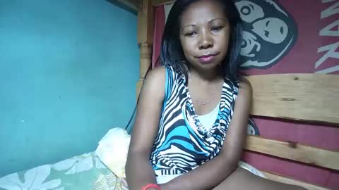 Snapshot of viviane0812 chatting on March 12, 6:22 pm viviane0812 online show from March 12, 6:22 pm