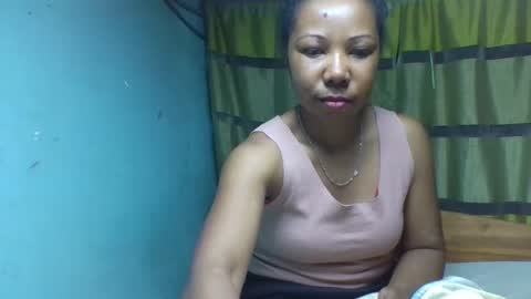 Snapshot of viviane0812 chatting on September 15, 12:45 am viviane0812 online show from September 15, 12:45 am