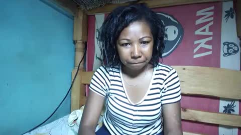 Snapshot of viviane0812 chatting on March 4, 7:01 pm viviane0812 online show from March 4, 7:01 pm
