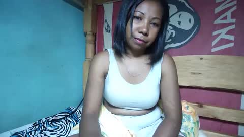 Snapshot of viviane0812 chatting on March 8, 12:20 pm viviane0812 online show from March 8, 12:20 pm