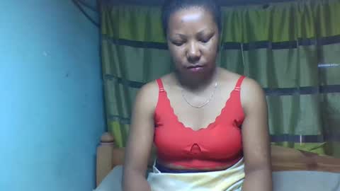 viviane0812 online show from October 15, 1:01 pm