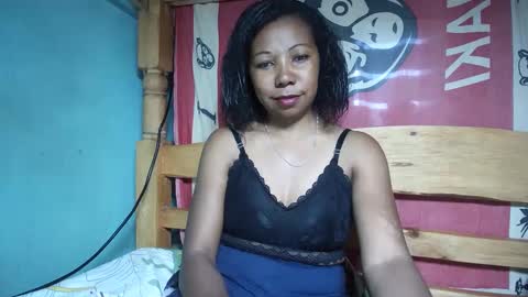 Snapshot of viviane0812 chatting on March 2, 2:21 pm viviane0812 online show from March 2, 2:21 pm