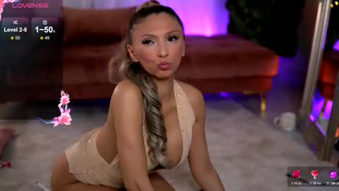 Vivi online show from February 2, 9:11 pm