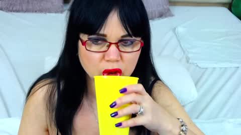 Snapshot of viviankiss chatting on January 30, 12:06 pm Vivian online show from January 30, 12:06 pm