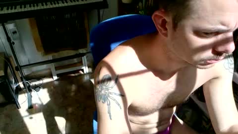 Snapshot of vivid_ether chatting on October 6, 12:01 pm Viv online show from October 6, 12:01 pm