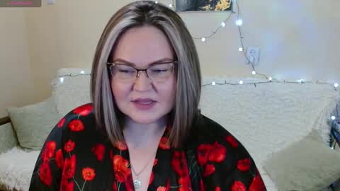 Vivien online show from February 1, 6:19 pm