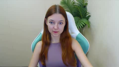 Vivien online show from December 4, 7:06 pm