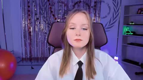 Vivien online show from March 9, 3:16 pm