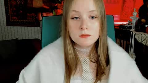 Vivien online show from February 9, 1:03 pm
