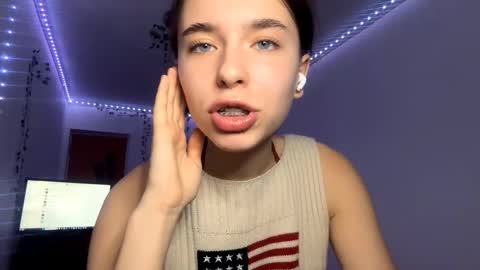 Vivi online show from December 20, 11:06 am