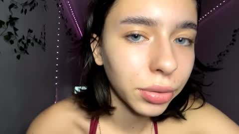 Vivi online show from November 23, 6:28 pm