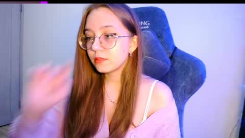vivivivikkie online show from May 9, 9:43 pm