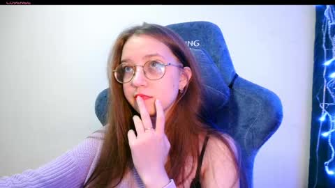 vivivivikkie online show from May 20, 9:21 pm