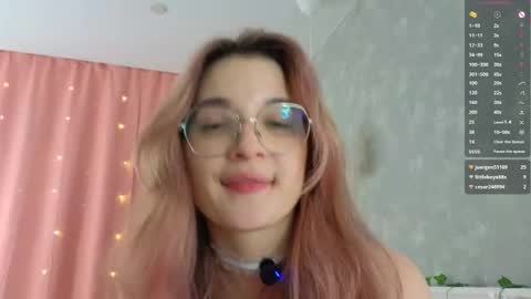 vivyboo111 online show from March 13, 10:02 pm