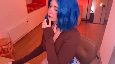 Snapshot of vixenp chatting on January 17, 6:33 pm Polly Online mostly at 9pm-2am UK Time online show from January 17, 6:33 pm
