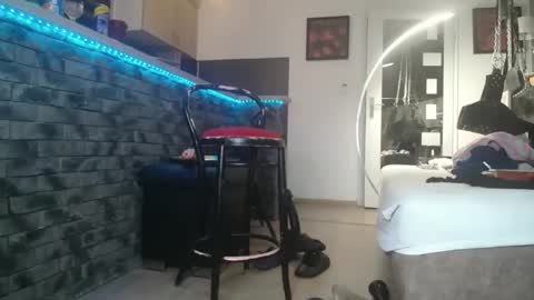 vladika021 online show from October 4, 1:25 am