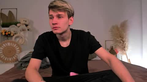 Dan online show from February 22, 4:16 am