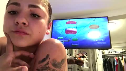 volentic online show from October 4, 7:44 pm