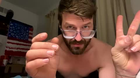 voyertech online show from December 5, 4:59 am