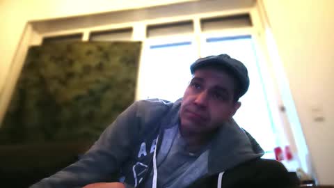 voyeuredeluxe online show from March 16, 6:17 am