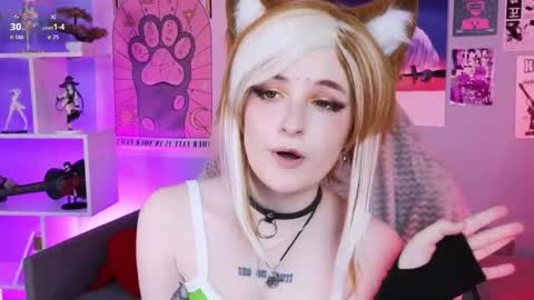 vronnier online show from April 18, 7:07 pm