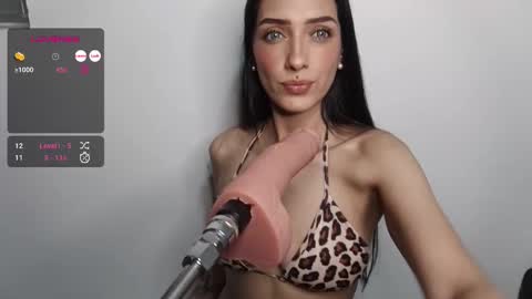 vsantini_ online show from September 21, 2:59 am