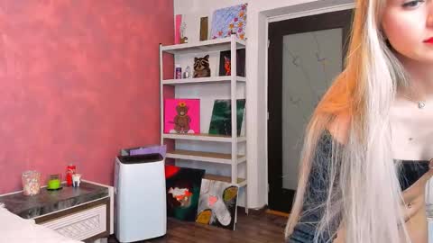Vyxen online show from September 12, 9:39 pm