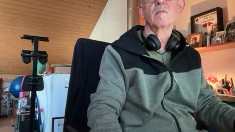 waltix64 online show from January 16, 9:40 am