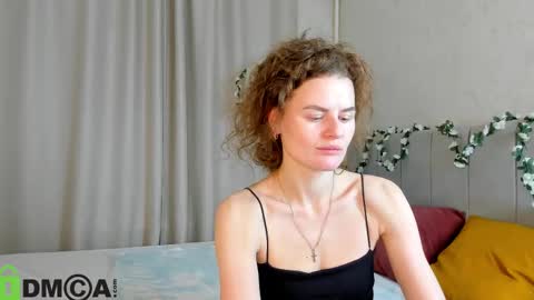 Wanda online show from February 14, 2:53 pm