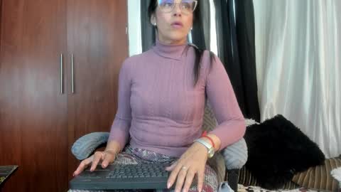 Wanda online show from February 24, 4:21 pm